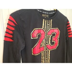Switch‎ Remarkable Kids M (10-12) Billionaires Club No 23 BLACK RED RIPS